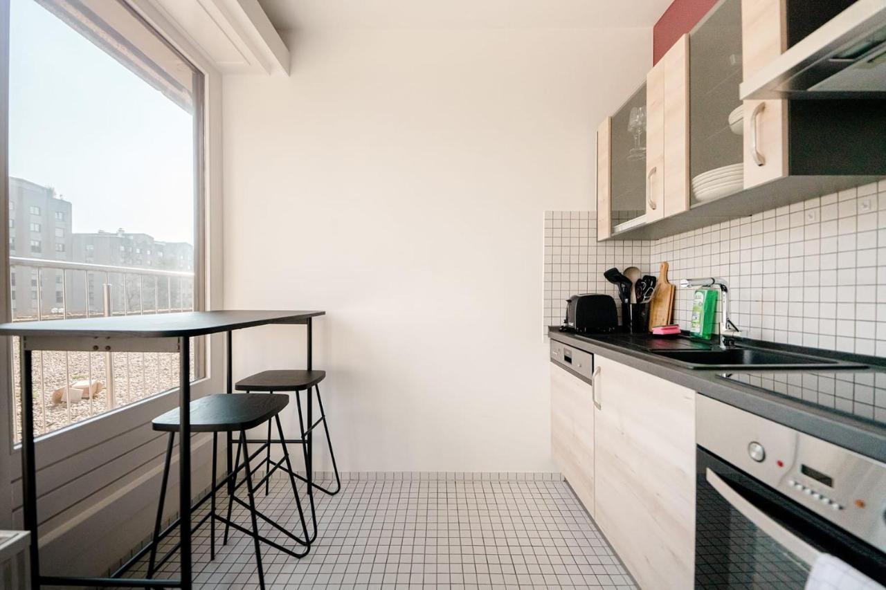 Stylish Minimalism In Kirchberg 1 Bus Stop To Lux Cntr Appartement Luxemburg
